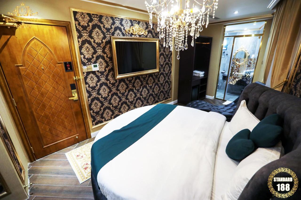 Enjoy Hotel 5A Ho Si Minh-város Kültér fotó
