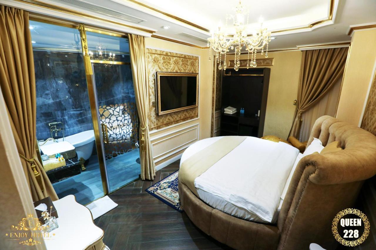 Enjoy Hotel 5A Ho Si Minh-város Kültér fotó