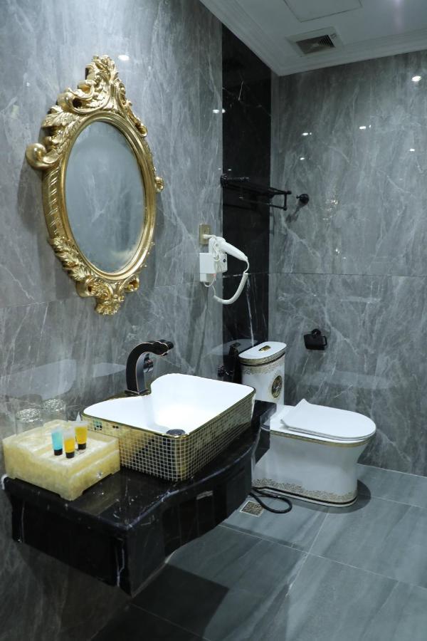 Enjoy Hotel 5A Ho Si Minh-város Kültér fotó